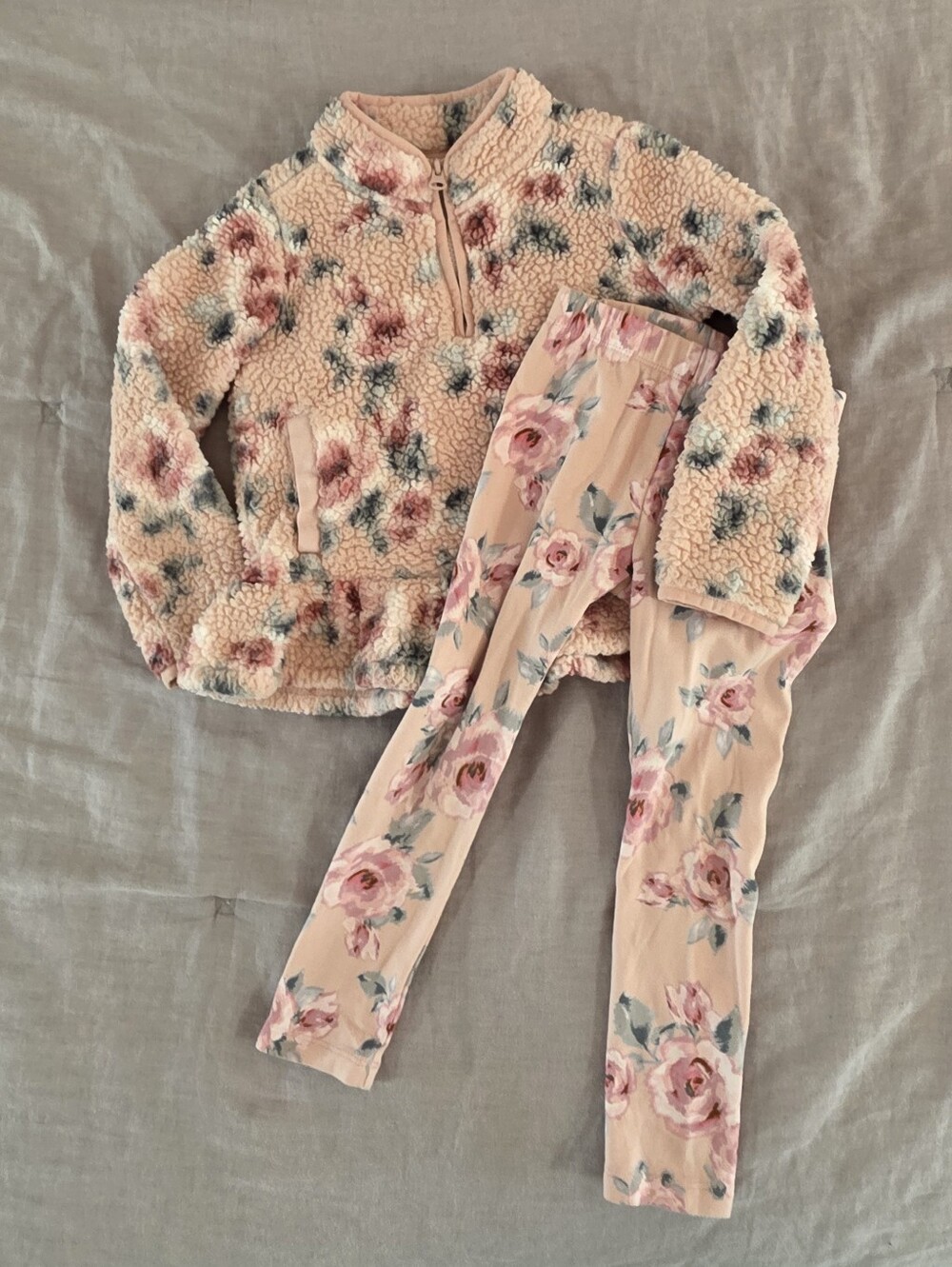 Gymboree Toder Girls Blush Pink Floral Fleece Pullover and Leggings Set 4T